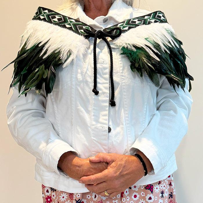 Stunning Forest Green Maori Short Korowai - Image 2