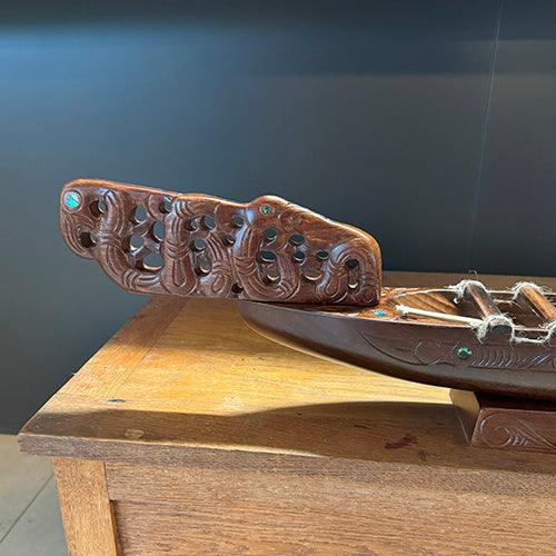 Stunning XL Metre Long Maori Waka Taua Canoe - Image 5