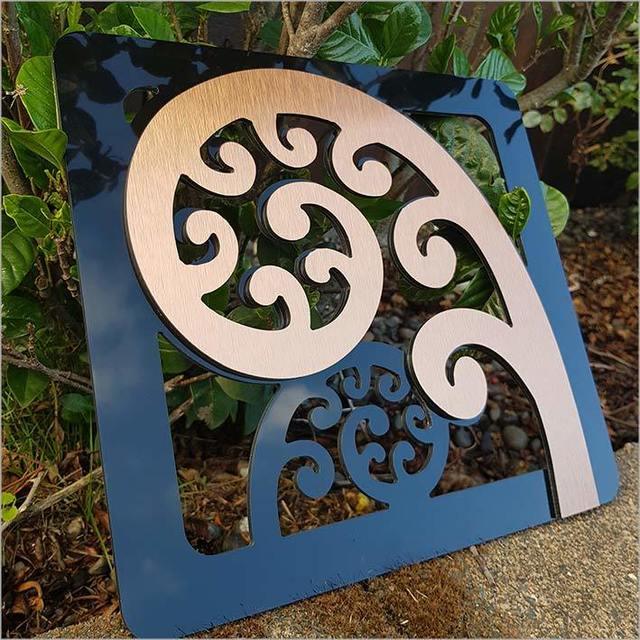 Two-Tone NZ Fern Frond Wall Panel - Image 2
