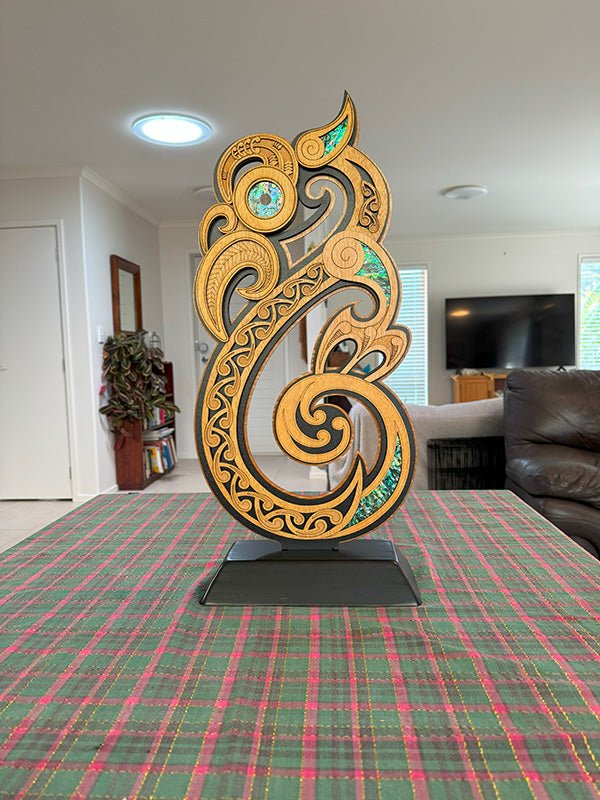 Whopper 60cm Tall Maori Manaia Trophy - Image 2